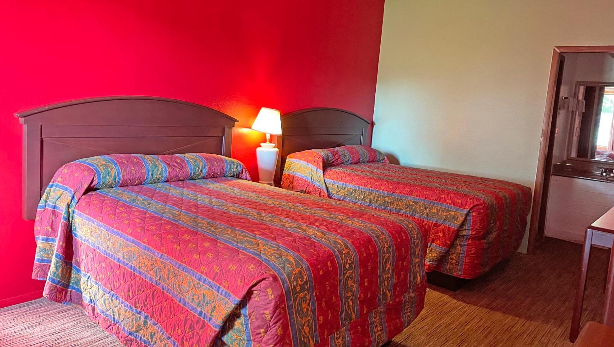 Express Inn Томсон Экстерьер фото