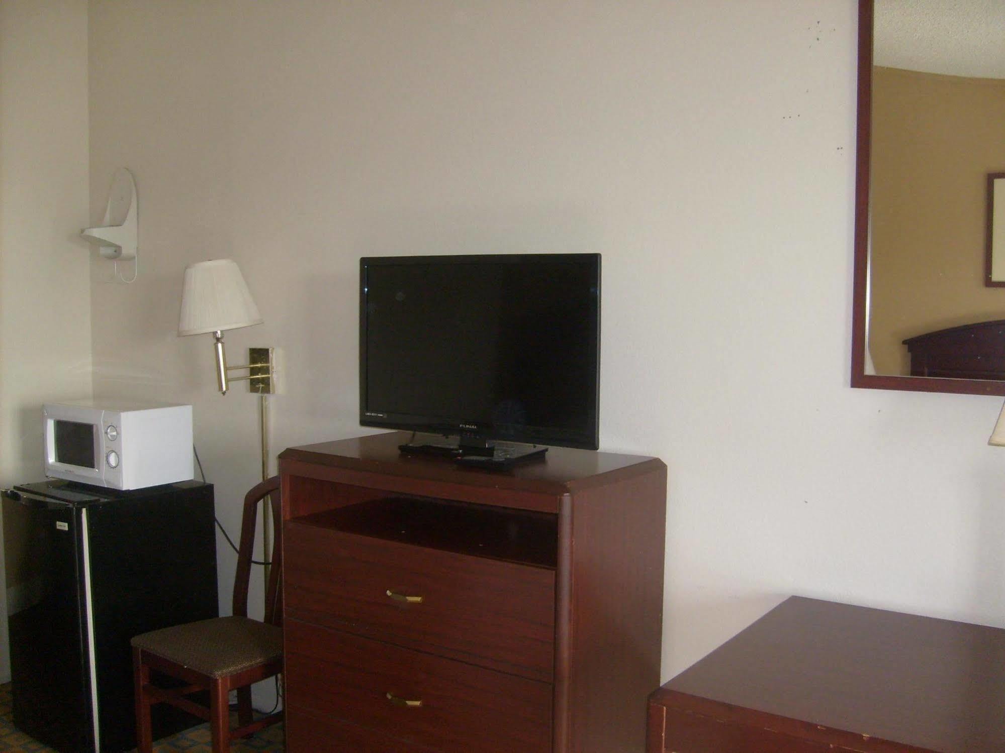 Express Inn Томсон Экстерьер фото